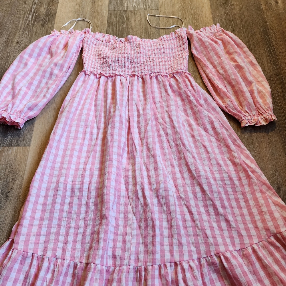 STUNNING MIDI DRESS - Picture 12 of 16